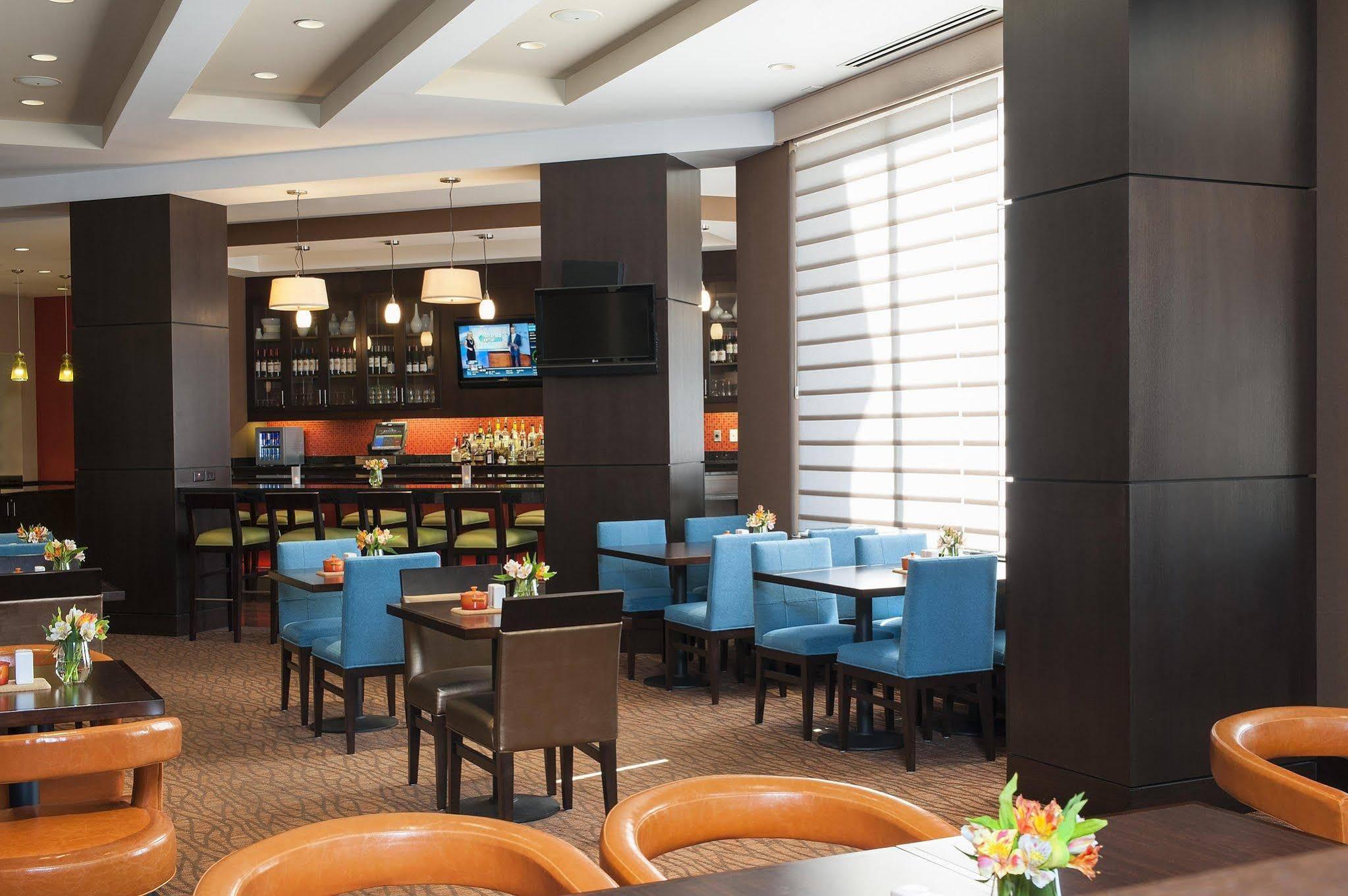 Hilton Garden Inn Minneapolis Downtown Εξωτερικό φωτογραφία
